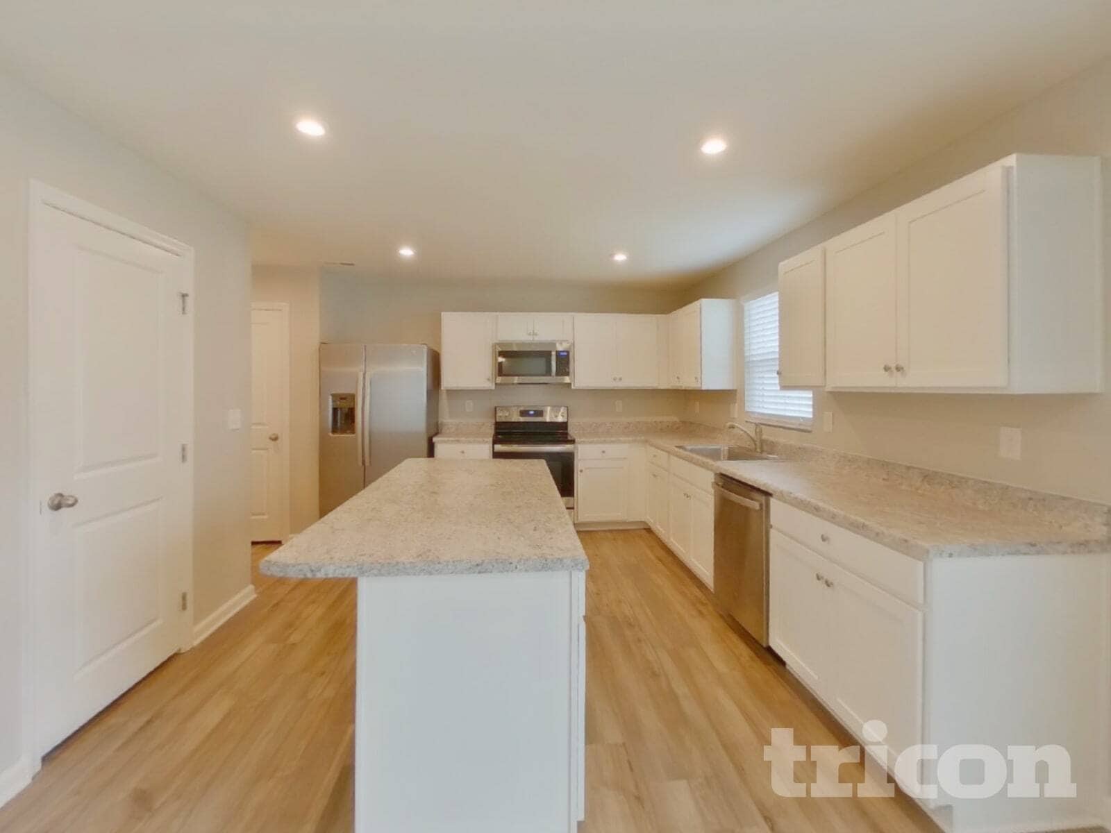 Building Photo - 5772 Camp Ct