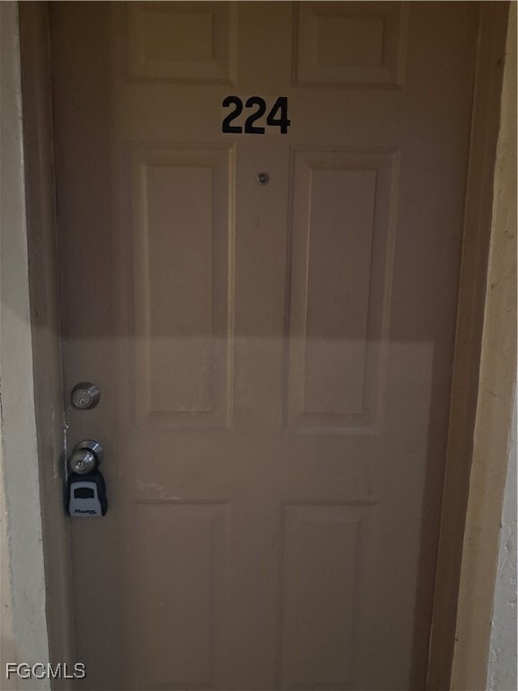 Building Photo - 608 Gerald Ave