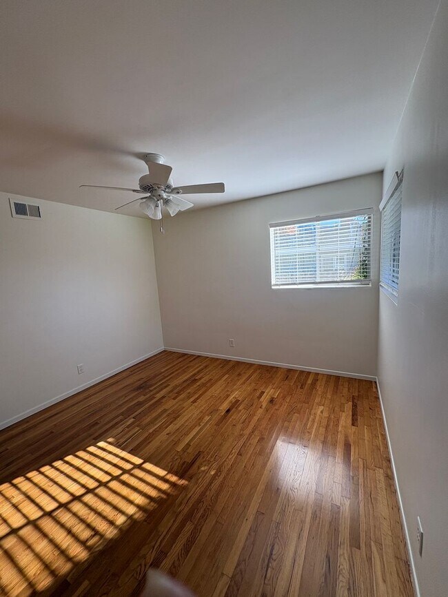 Building Photo - FOR LEASE: 3 Bed / 3 Bath + Family Room Home – Ojai, CA