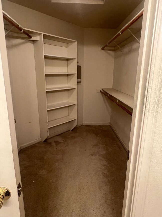 Building Photo - 3474 Cascade Creek Ave