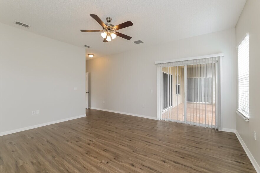 Building Photo - 243 Anson Dr