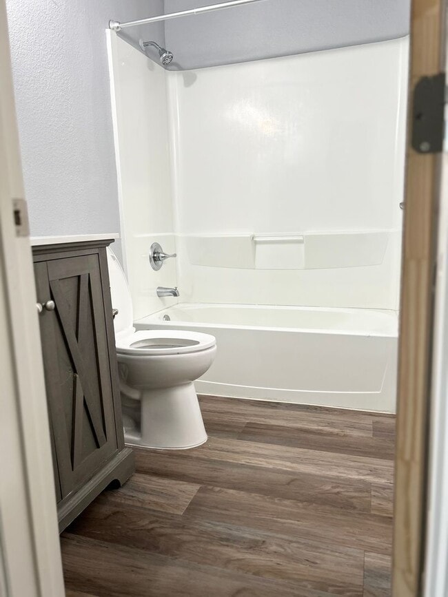 Building Photo - Located in the HEART of Burleson!