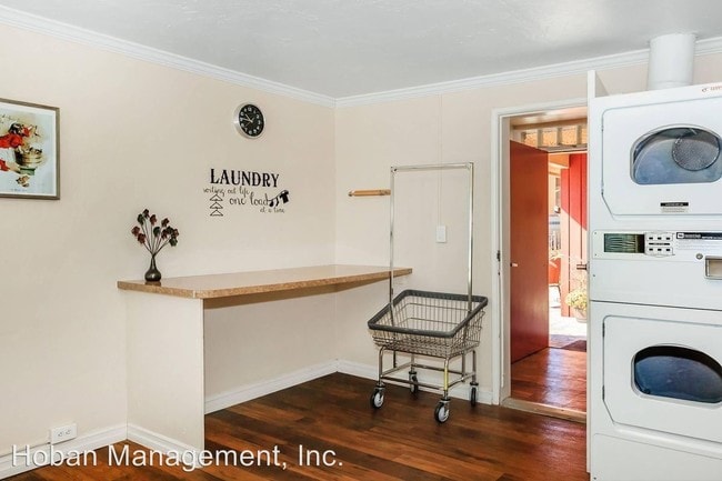 Building Photo - 5455 Kiowa Dr