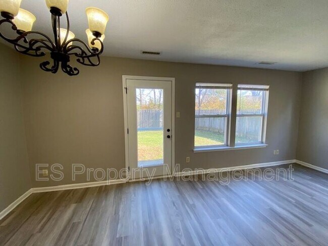 Building Photo - 16736 Aulton Dr