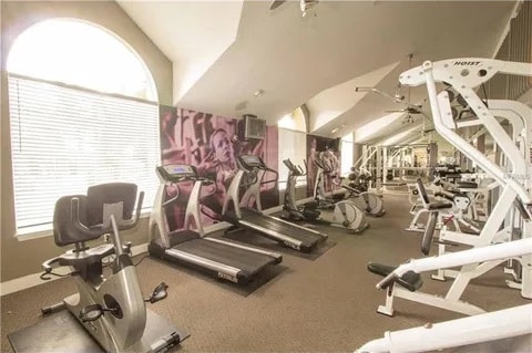 Building Photo - 4560 Commander Dr