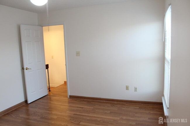 Building Photo - 224 Westgate Dr