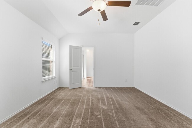 Building Photo - 2309 Pyrite Dr