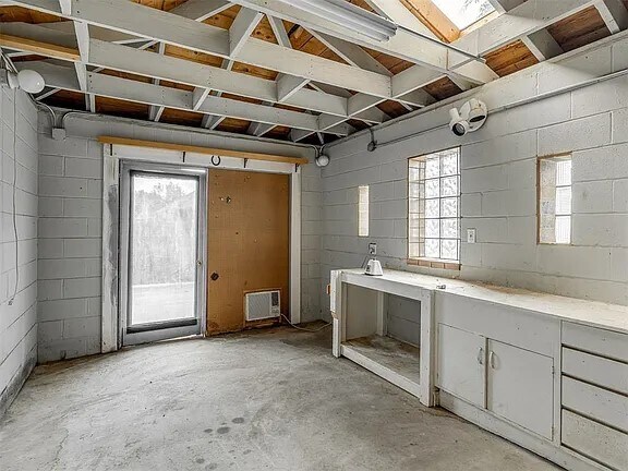 Building Photo - 3609 Hampton Ct