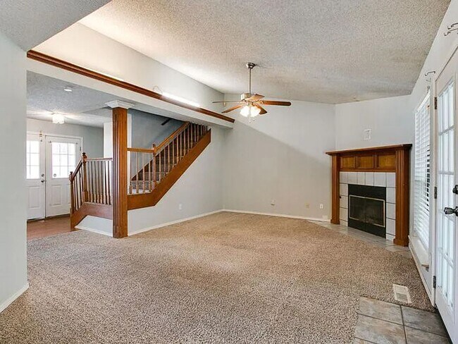 Building Photo - NORMAN, OKLAHOMA - MINUTES TO UNIVERSITY OF OKLAHOMA