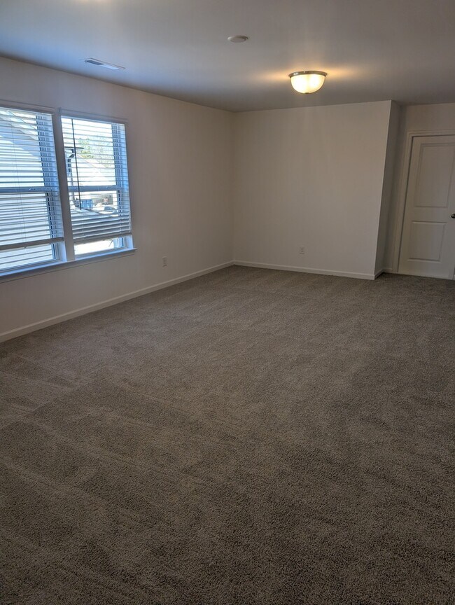 Building Photo - NEW 4BD/3BTH HOUSE- STONEBRIDGE FAIRWAYS COMMUNITY- Golf Course View- AVAILABLE NOW!