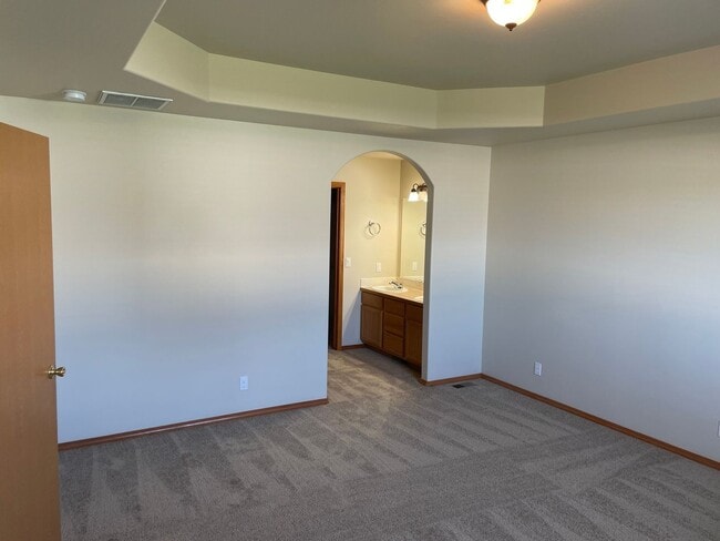Building Photo - Beautiful 3 bed/2 bath rancher style home in Post Falls Idaho! Apply today!
