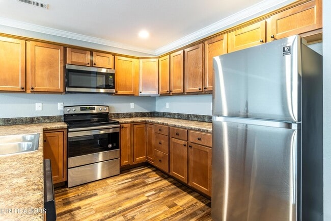 Building Photo - 926 Warrior Hill Dr