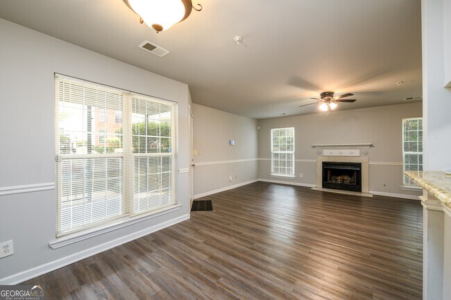 Building Photo - 4363 Thunderfork Ln