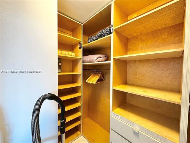 Building Photo - 2501 S Ocean Dr