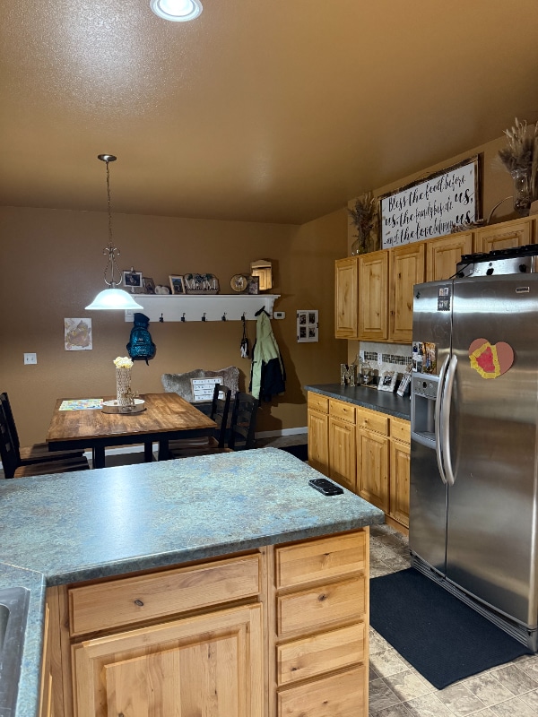 Building Photo - 804 Blue Sage Way