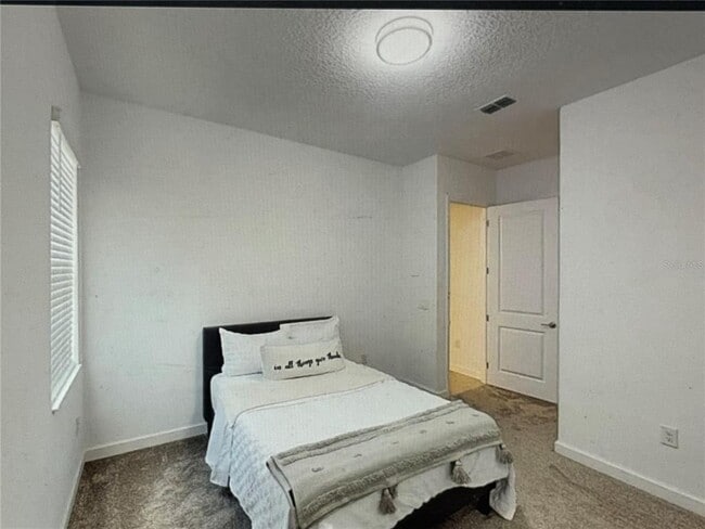 Building Photo - 8851 Fallen Oak Dr