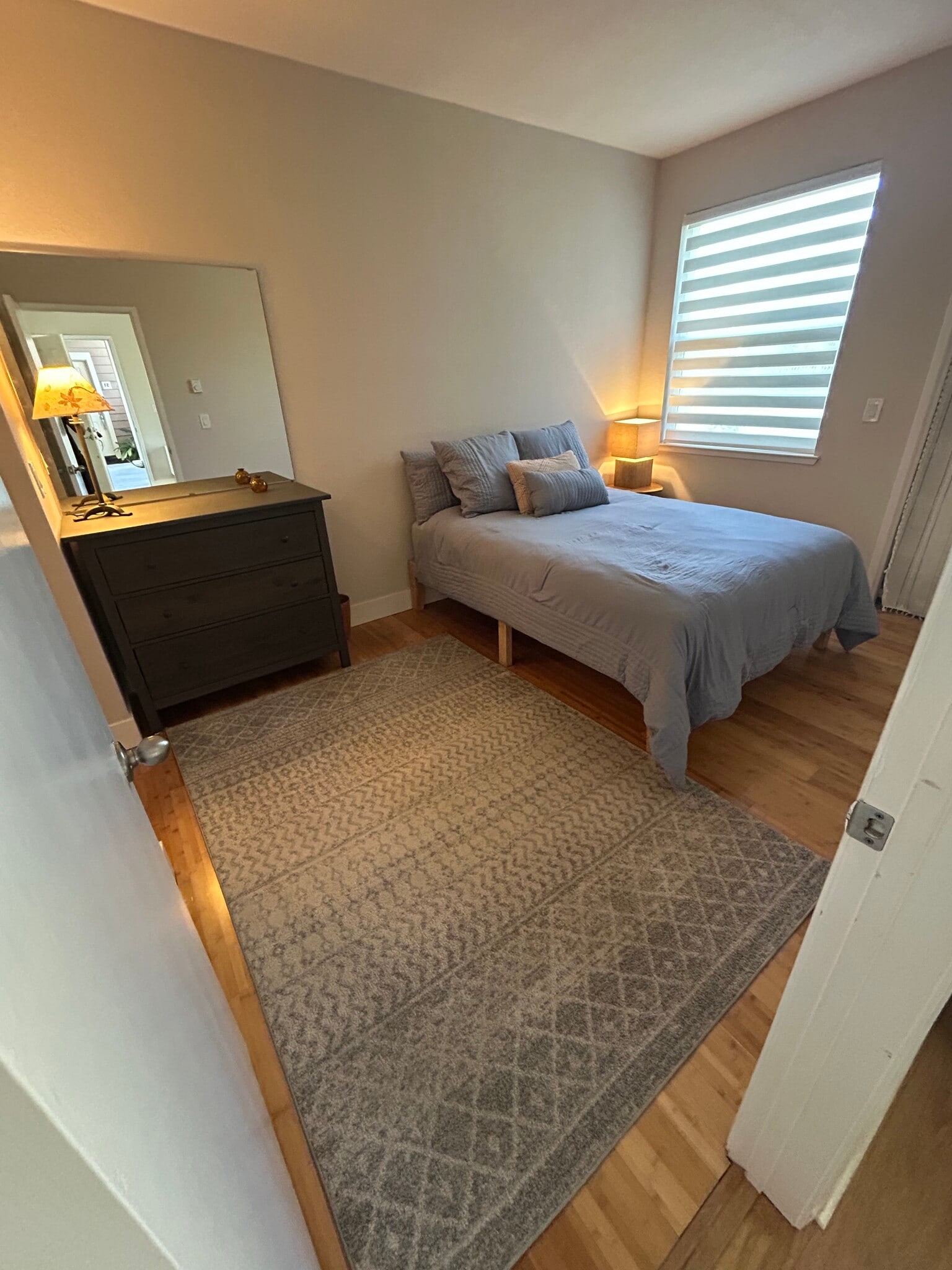 Building Photo - 57 Lakeshore Ct