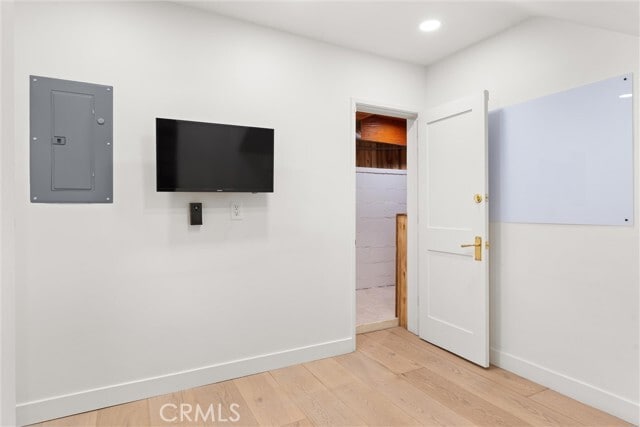 Building Photo - 1613 Espinosa Cir