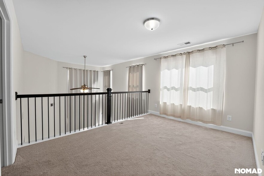 Building Photo - 5543 Harris Cove Dr