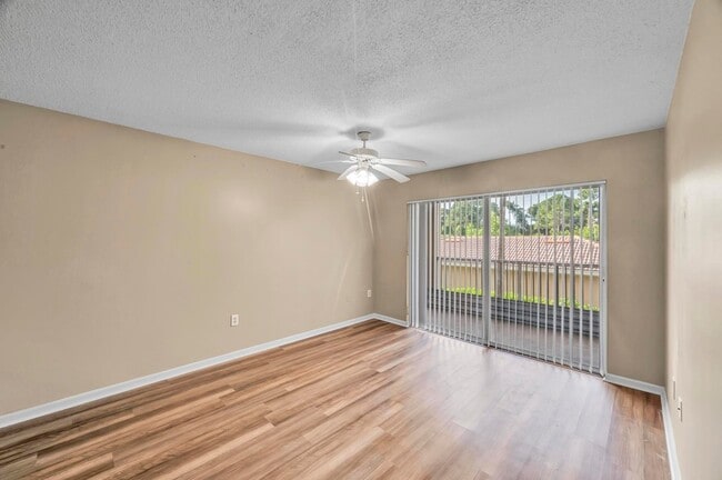 Building Photo - 3614 NW Adriatic Ln