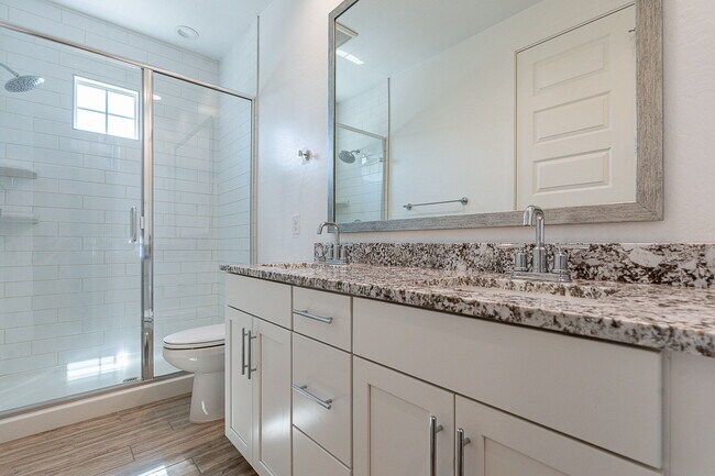 Building Photo - 4641 S Element