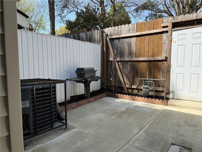 Building Photo - 4383 Idlewood Ln