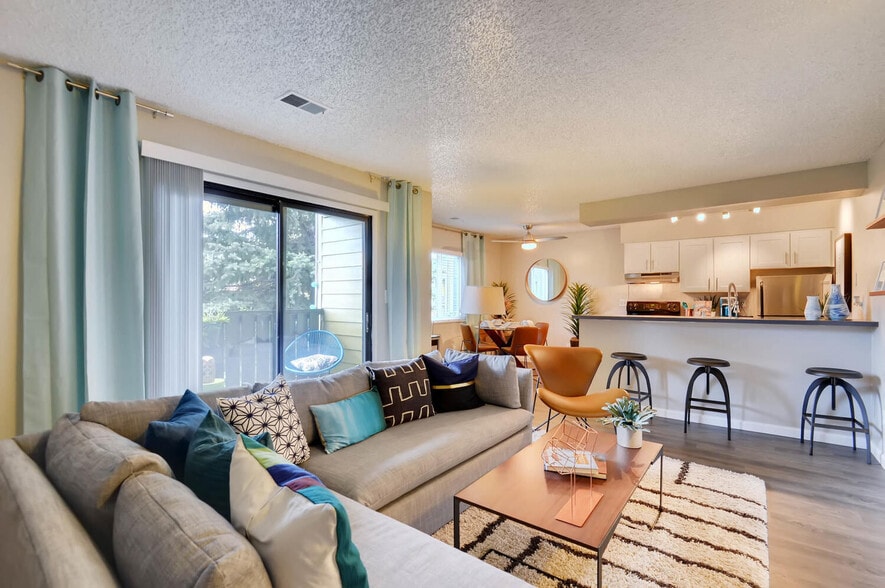 Park Place on 92nd Apartments apartments — community photo - Park Place on 92nd Apartments