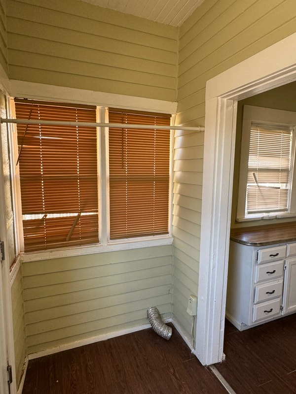 Building Photo - 1310 S Jefferson St