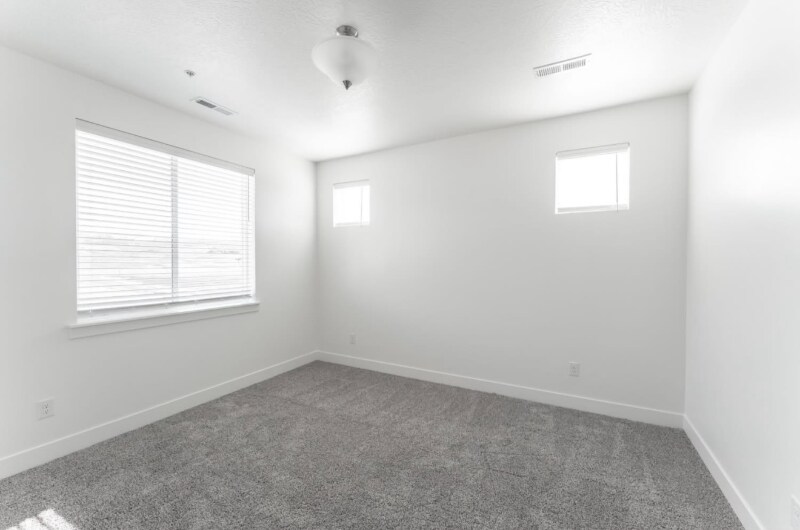 Building Photo - 1423 N 3830 W