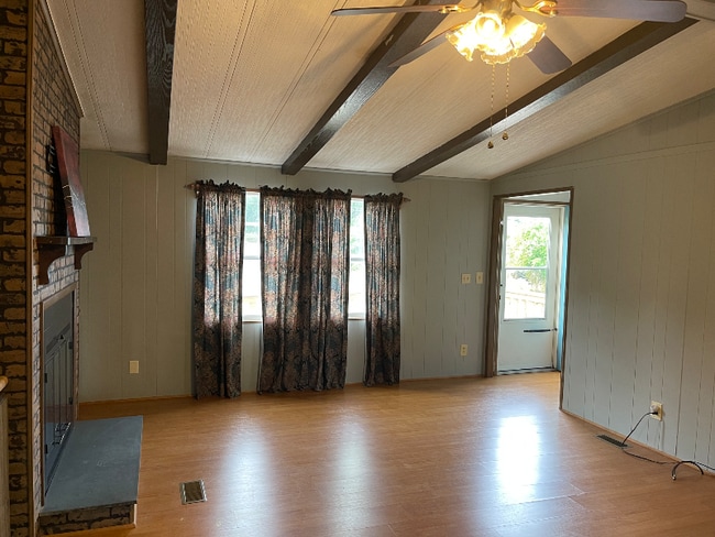 Building Photo - 1004 S Juniper St