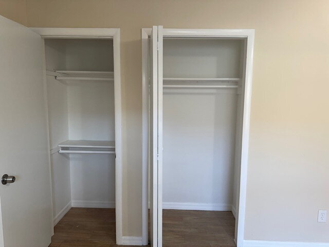 Building Photo - Spacious 2 Bedroom