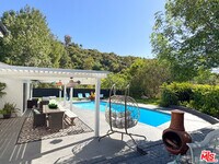 Building Photo - 4327 Cezanne Ave