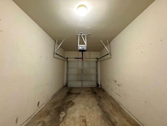Building Photo - 1717 Constantino Cir