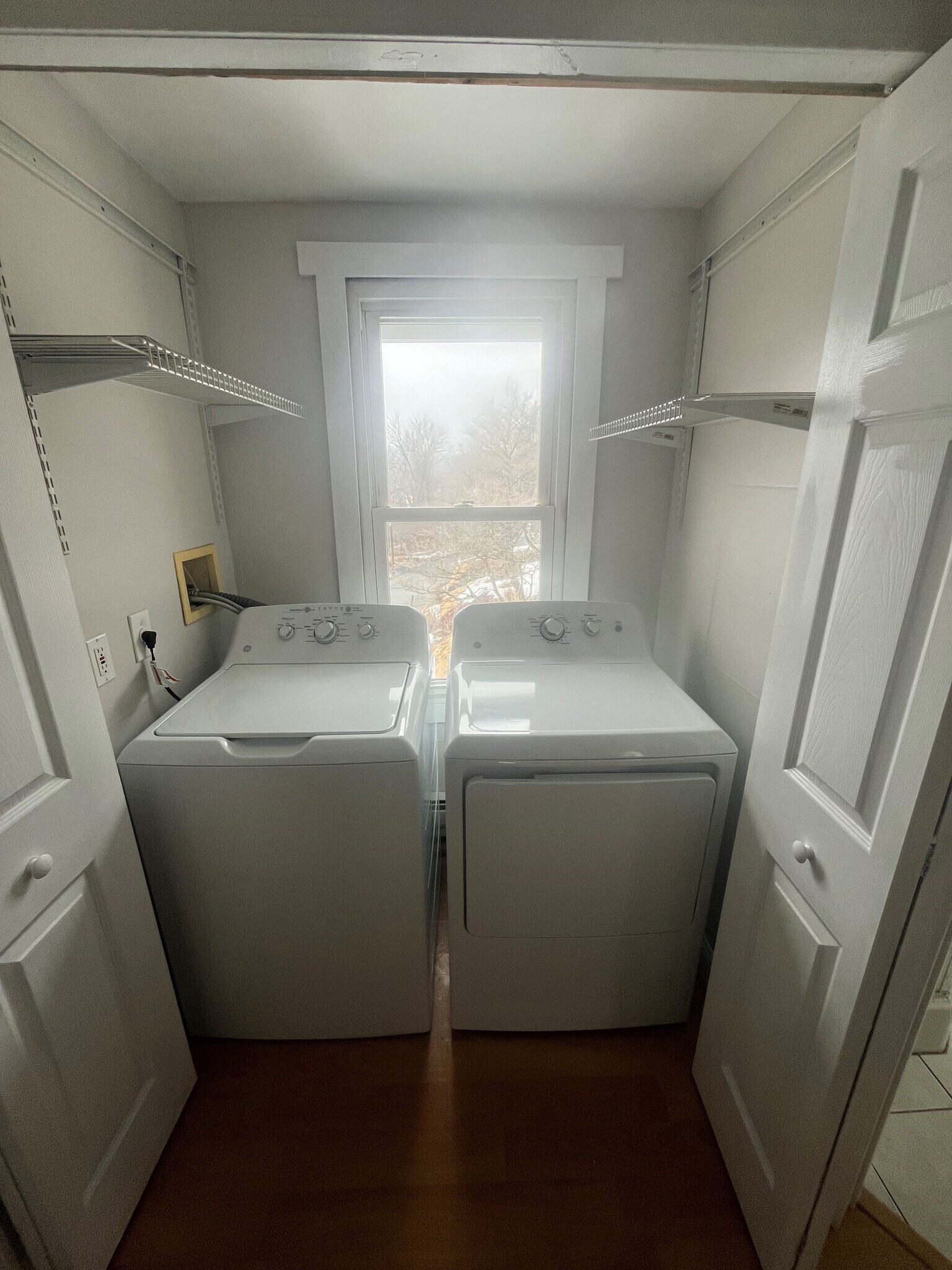 Building Photo - 14 Cherry St