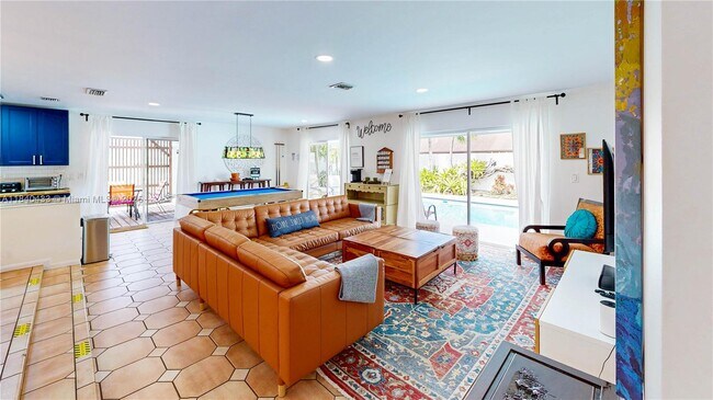 Building Photo - 9614 SW 134th Ct