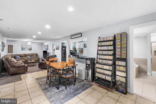 Building Photo - 5413 Rainwood Dr