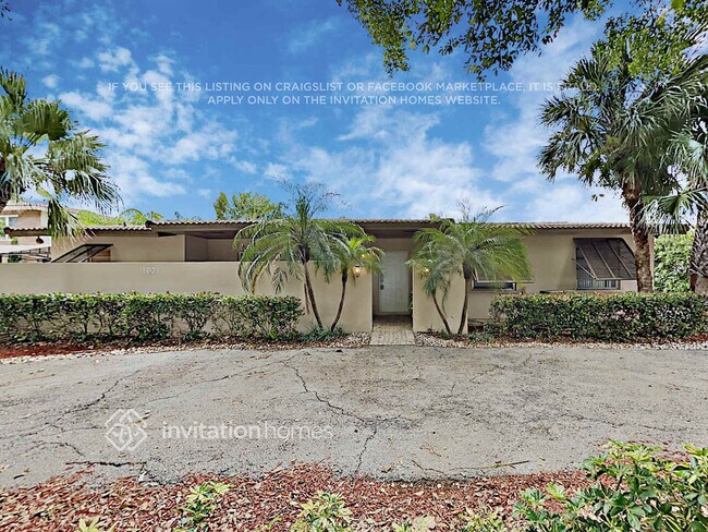 Primary Photo - 1601 Seabreeze Blvd