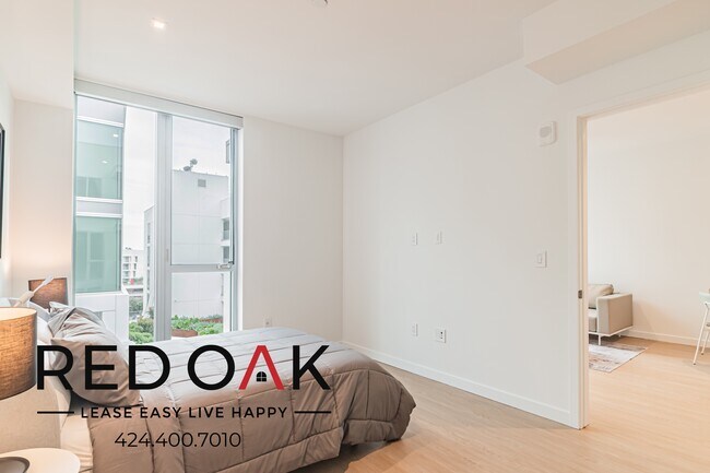 Building Photo - 1550 Lincoln Blvd