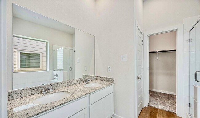 Building Photo - 1055 Bluebonnet Trl