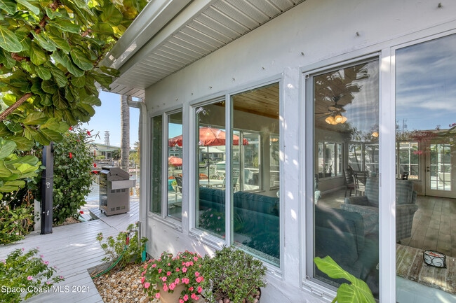 Building Photo - 319 Dorset Dr