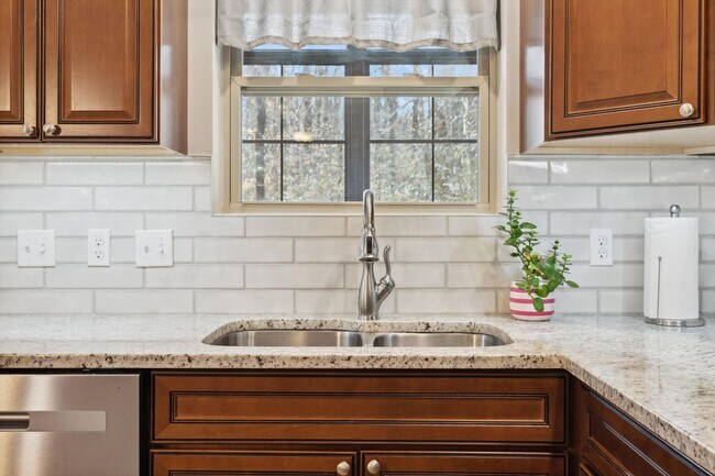 Building Photo - 235 Bishop Cap Cir