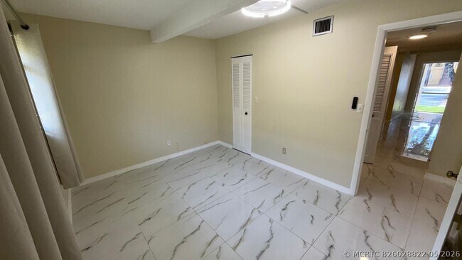 Building Photo - 1225 S Flagler Ave