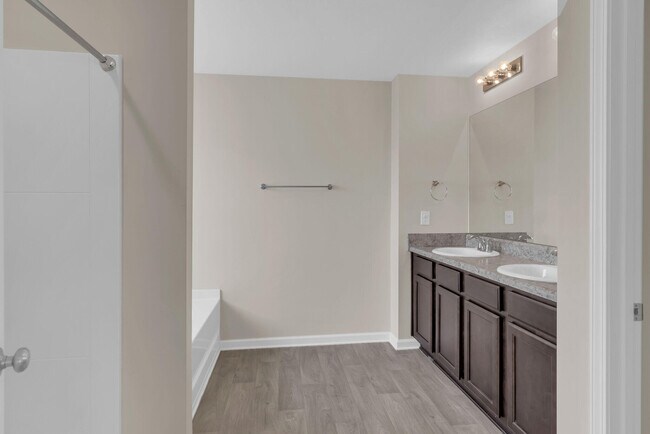 Building Photo - 585 Earl Godwin Rd