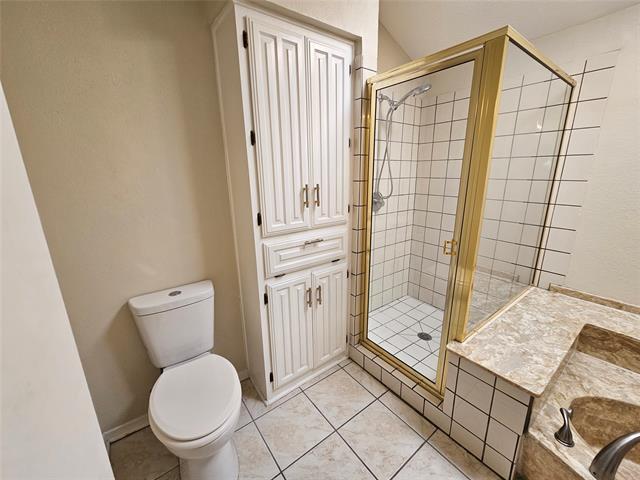 Building Photo - 3213 Saddlehead Dr