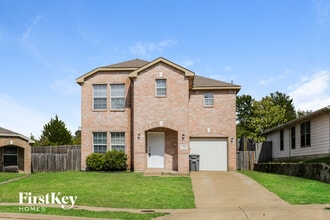 Building Photo - 6118 Veranda Way