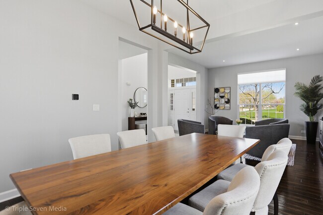 Building Photo - 1260 White Chapel Ln