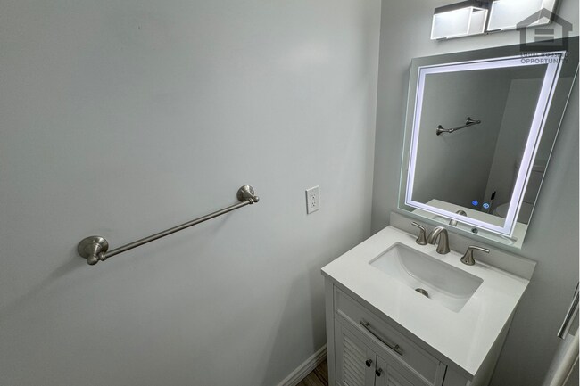 Building Photo - 2Bed/1.5Bath Condo at Cactus Rd/19th Ave! Ready for Immediate Move-In! – POOL VIEW!