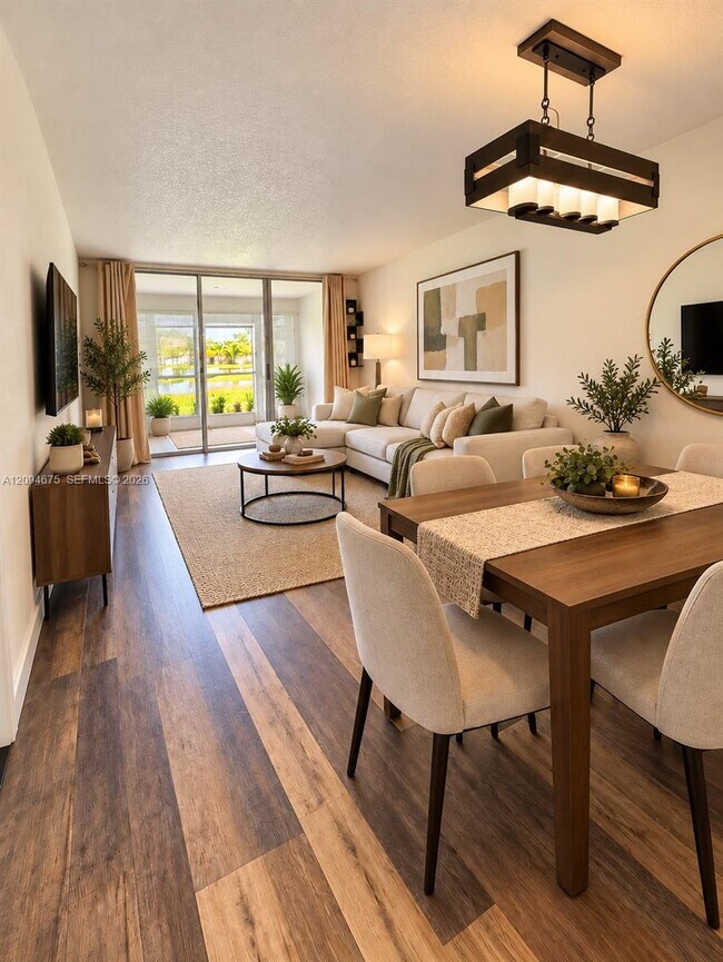 Building Photo - 9440 Poinciana Pl