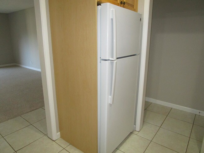 Building Photo - 10693 N Military Trl