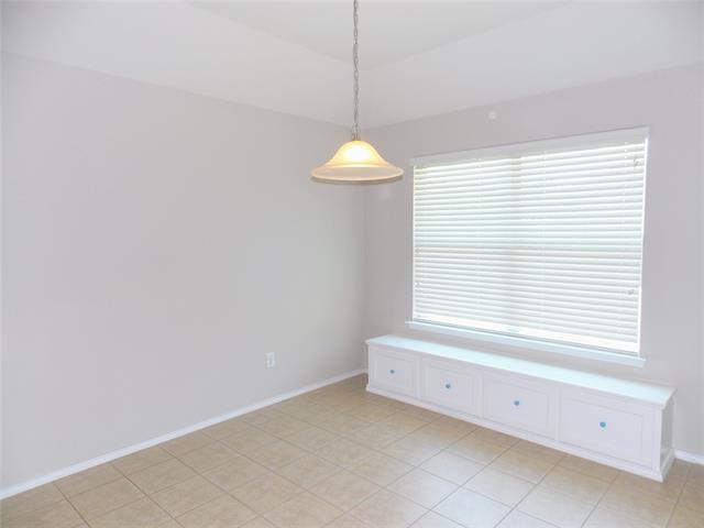 Building Photo - 213 Cliffbrook Dr